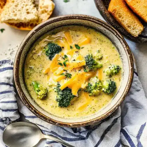 Cream of Broccoli Cheese Soup